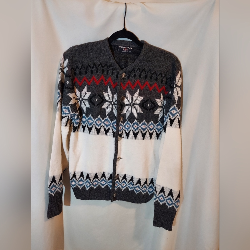 Vintage Puritan Women's Cardigan With Gray, White, and Red Fair Isle Print
